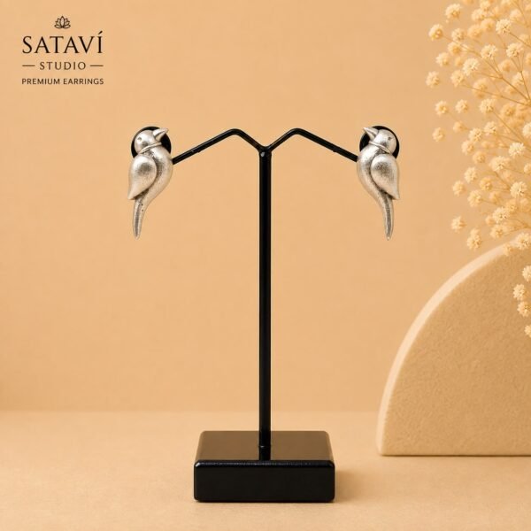 WhatsApp Image 2026-08-12 at 11.35.12 AM Pihu stud earring